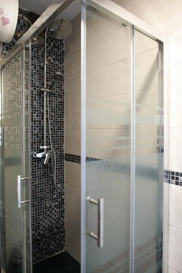 아파트 Casa Zoe - Apartamentos En Suite Budha - Buenas Vibras! Edificio #Lasnaciones 베날마데나코스타 스페인