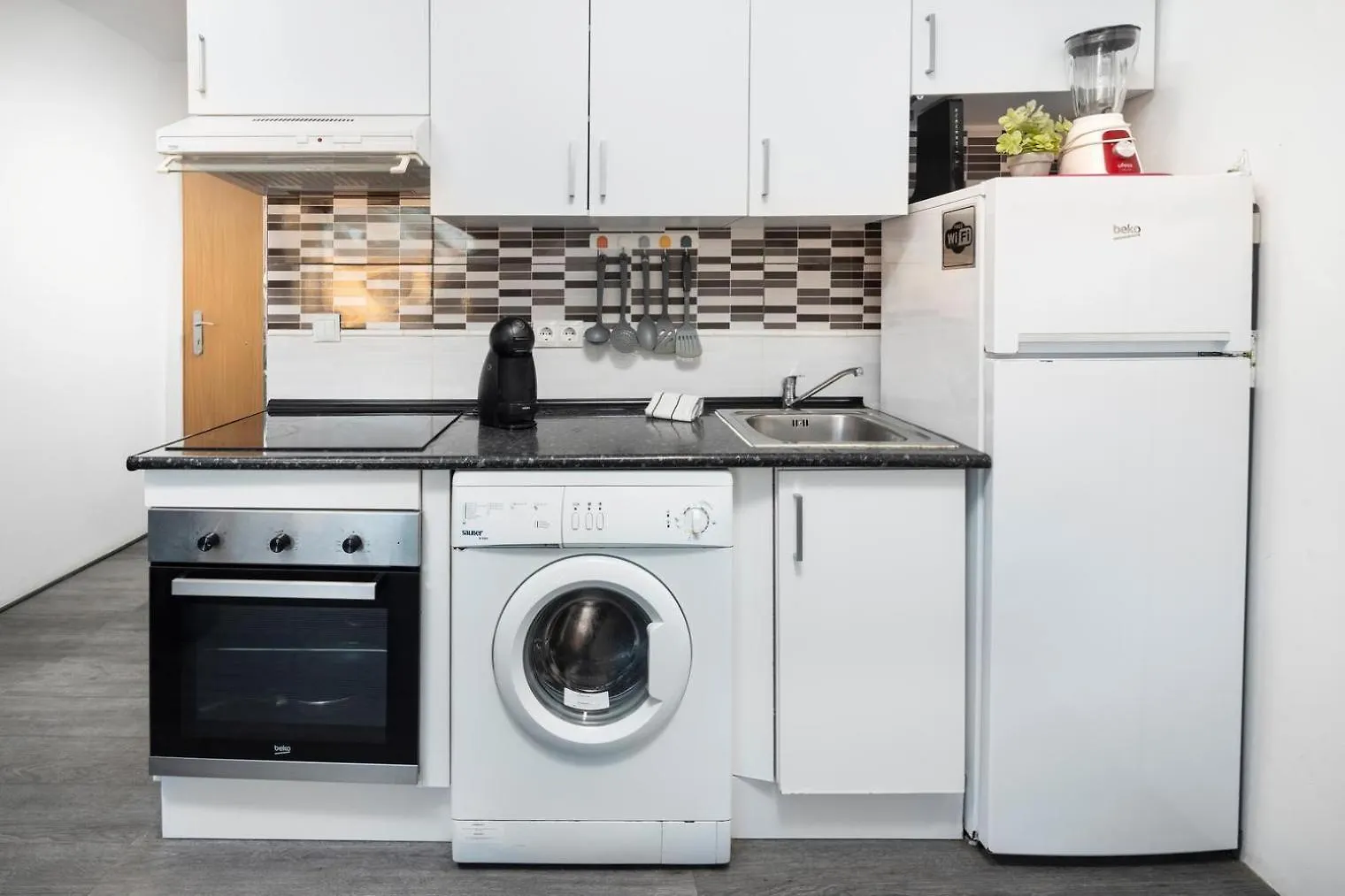 Casa Zoe - Apartamentos En Suite Budha - Buenas Vibras! Edificio #Lasnaciones 베날마데나코스타 아파트