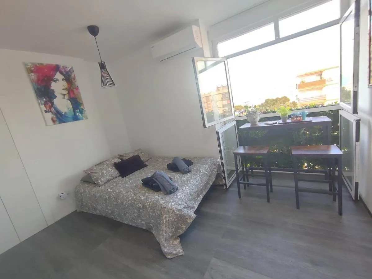 Casa Zoe - Apartamentos En Suite Budha - Buenas Vibras! Edificio #Lasnaciones Benalmádena 0*,  Espanha