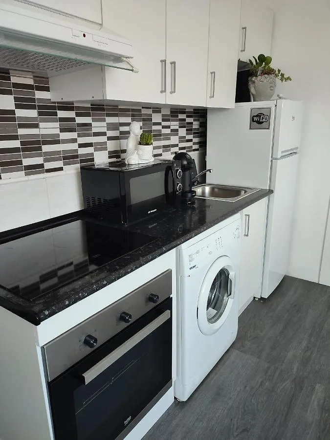 Casa Zoe - Apartamentos En Suite Budha - Buenas Vibras! Edificio #Lasnaciones Benalmádena
