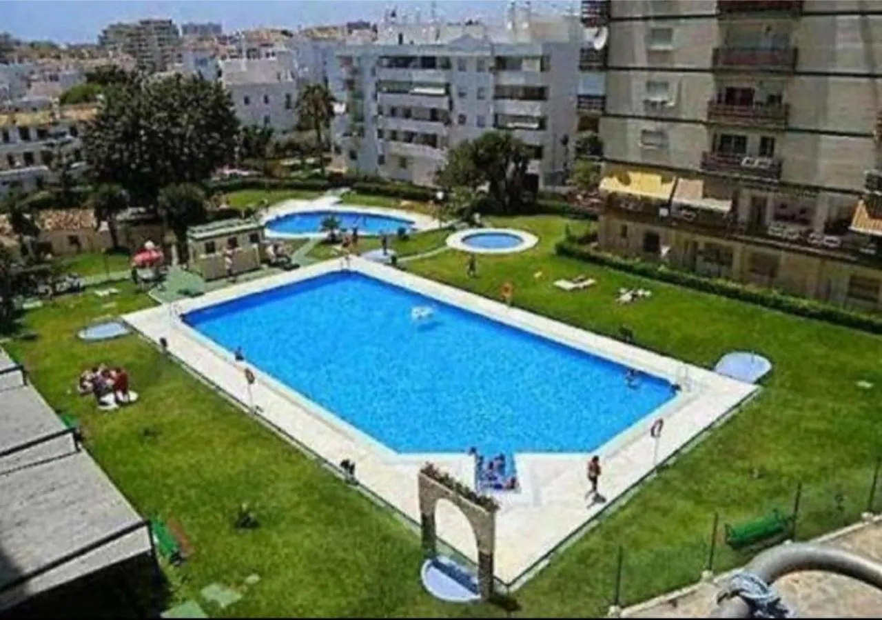 Casa Zoe - Apartamentos En Suite Budha - Buenas Vibras! Edificio #Lasnaciones Benalmádena 0*,
