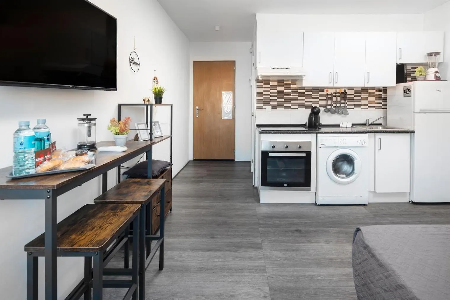 Casa Zoe - Apartamentos En Suite Budha - Buenas Vibras! Edificio #Lasnaciones Benalmádena