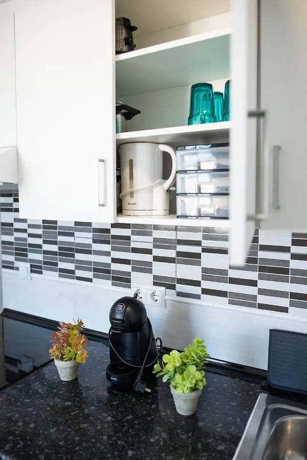 Casa Zoe - Apartamentos En Suite Budha - Buenas Vibras! Edificio #Lasnaciones Benalmádena 0*,