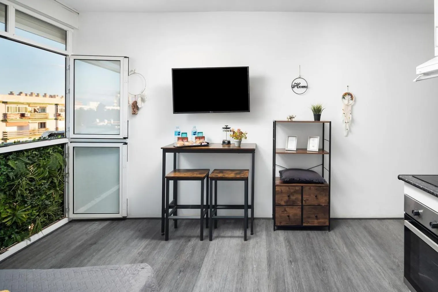 Casa Zoe - Apartamentos En Suite Budha - Buenas Vibras! Edificio #Lasnaciones Benalmádena