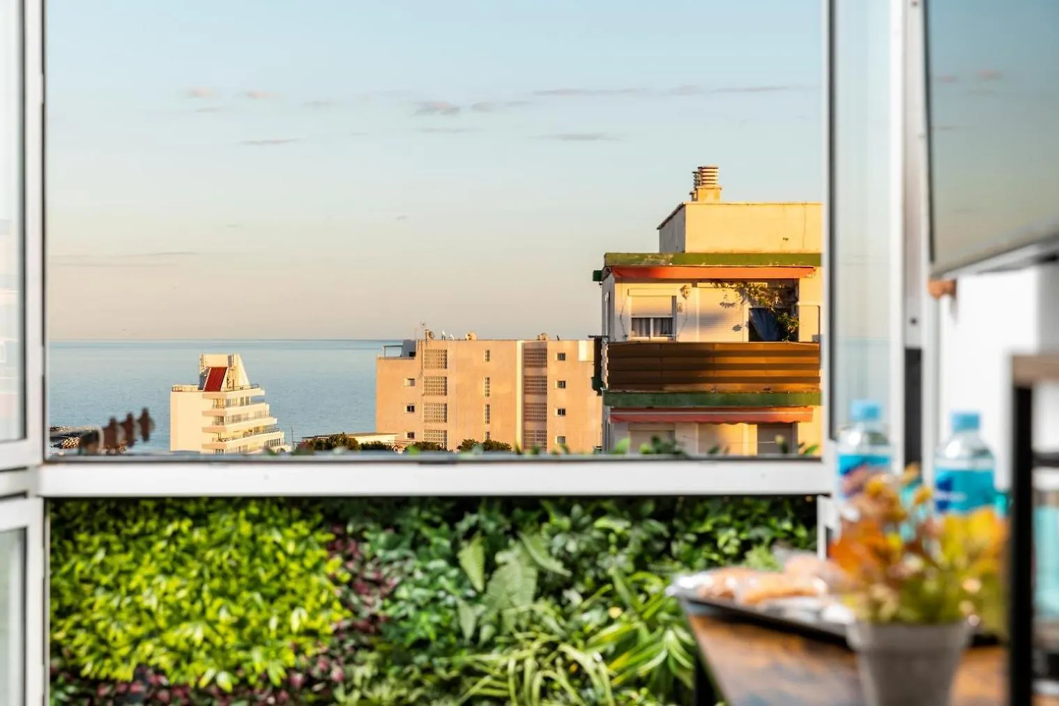 Casa Zoe - Apartamentos En Suite Budha - Buenas Vibras! Edificio #Lasnaciones Benalmádena